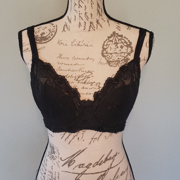 Other - Black lacey bra 34 DD